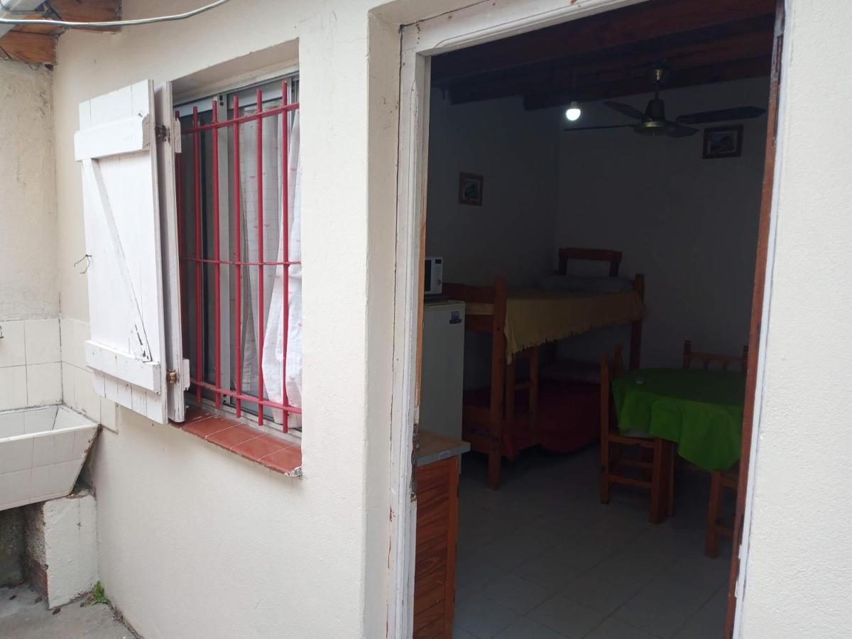 Y Dptos 1 Y 2 Amb Con Estacionamiento Cerca Del Mar Apartment